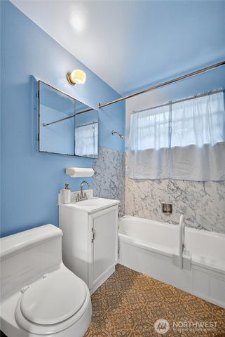 3011 E Pine Street, Seattle, WA 98122