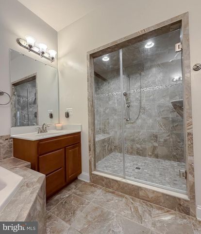 24432 FWD DR, Hollywood, MD 20636