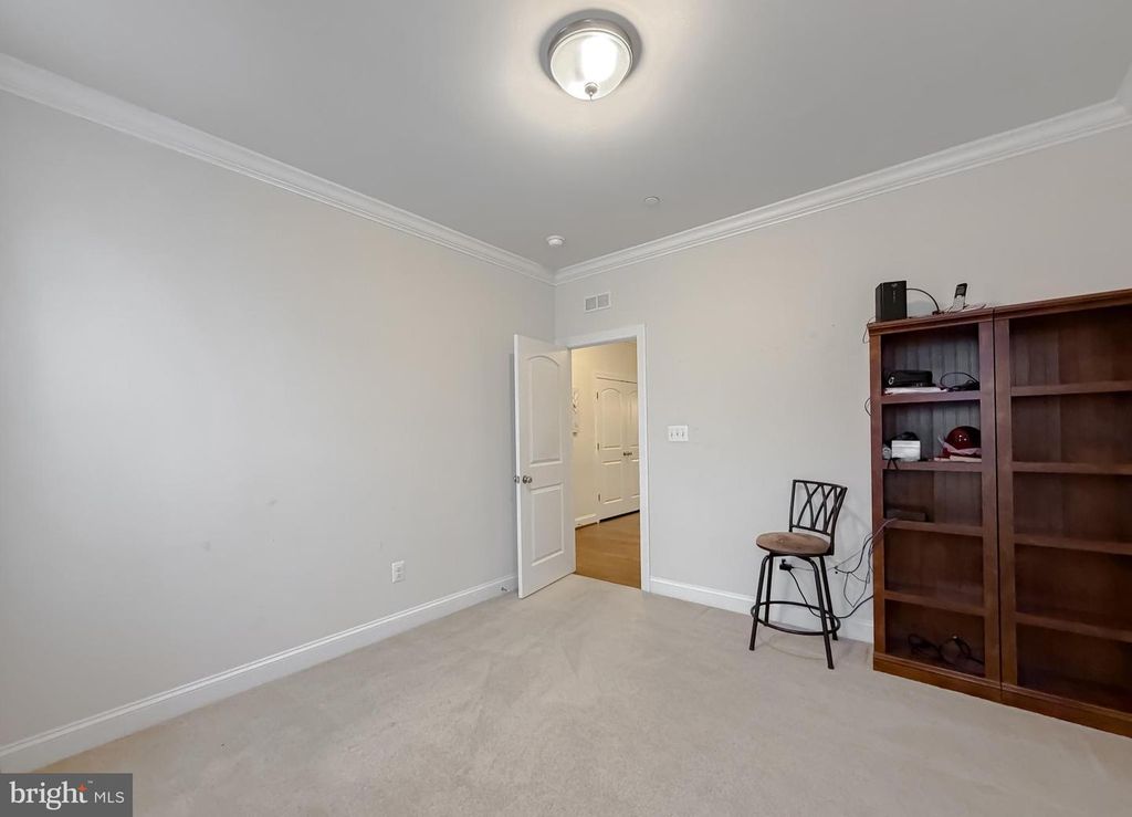 Image 29 of property listing at 24432 FWD DR, Hollywood, MD 20636