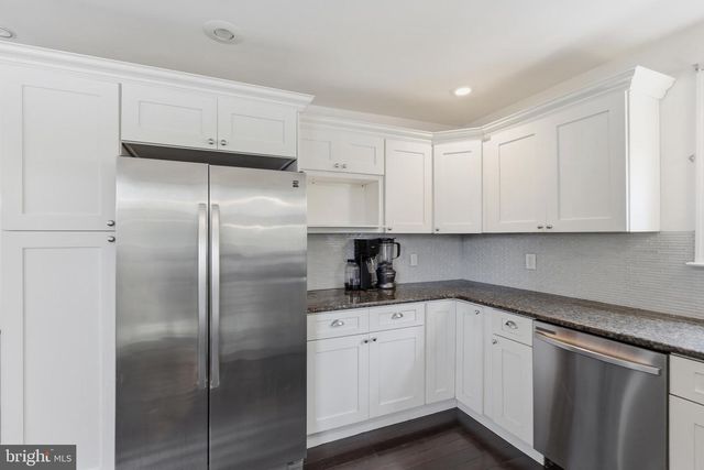 39 HEIGHTS LN, Feasterville Trevose, PA 19053