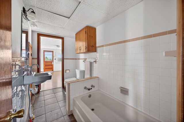 1298 S Bunker Hill Rd, Sparta, TN 38583