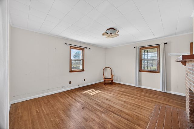 1298 S Bunker Hill Rd, Sparta, TN 38583