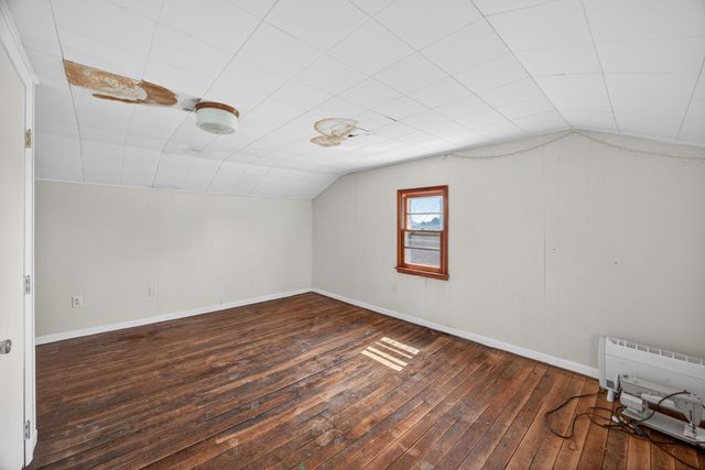 1298 S Bunker Hill Rd, Sparta, TN 38583