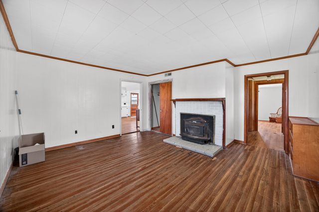 1298 S Bunker Hill Rd, Sparta, TN 38583