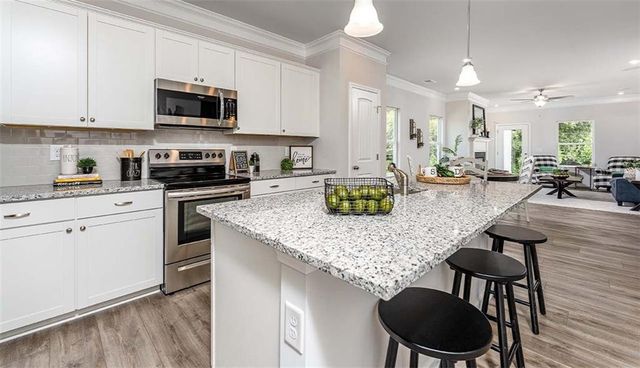 105 Summerfield Place Drive, Carrollton, GA 30117