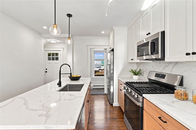 151 Myrtle Avenue, Warwick, RI 02886