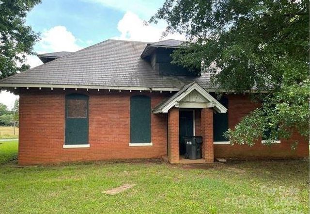 4145 Gossett Avenue, Charlotte, NC 28208