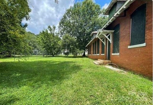 4145 Gossett Avenue, Charlotte, NC 28208