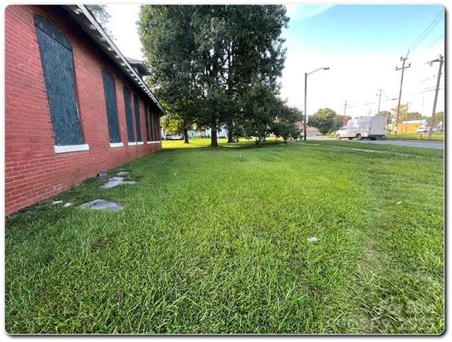 4145 Gossett Avenue, Charlotte, NC 28208