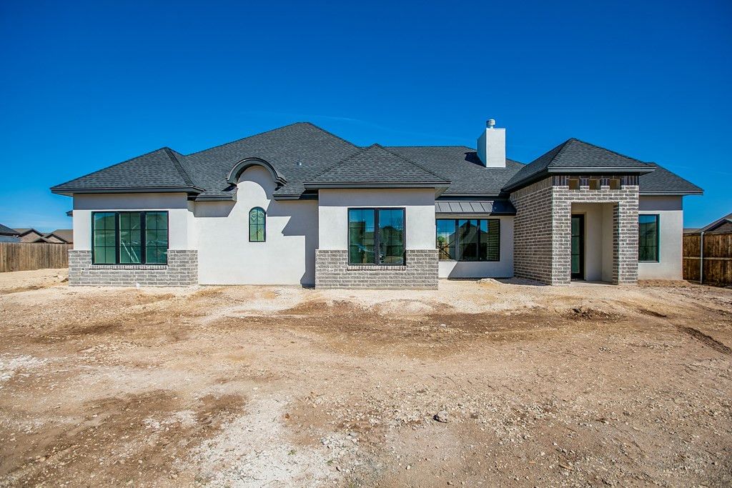 Image 7 of property listing at 1826 Castle Pines, San Angelo, TX 76903