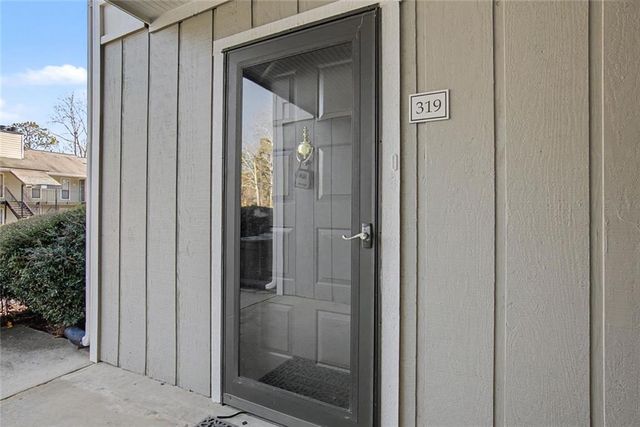 319 Park Ridge Circle, Marietta, GA 30068