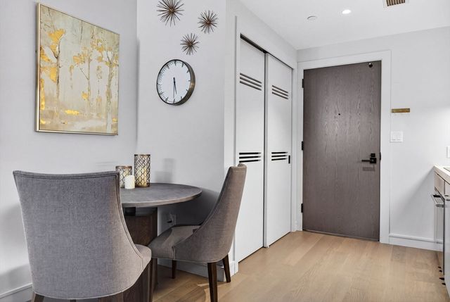 55 Lagrange St 409, Boston, MA 02116