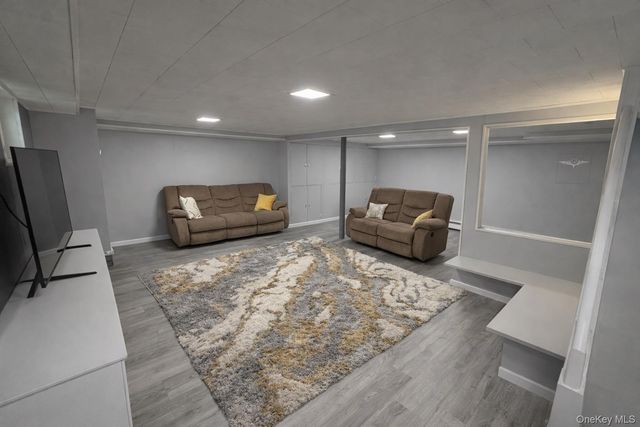 892 Lilac Drive, Massapequa, NY 11758