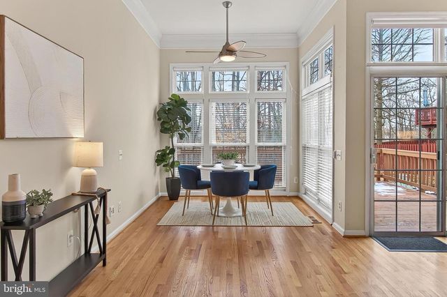 5432 SUMMER LEAF LN, Alexandria, VA 22312