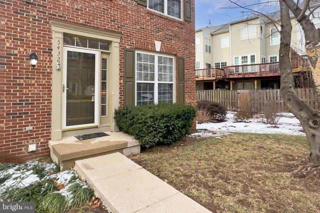 5432 SUMMER LEAF LN, Alexandria, VA 22312