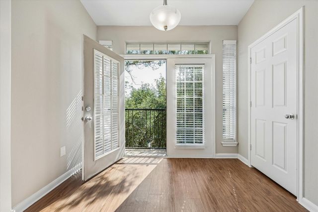 5353 Memorial Drive 2075, Houston, TX 77007