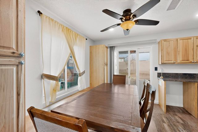 1027 Parkland View Drive NW, Albuquerque, NM 87120