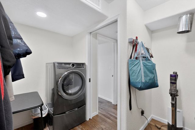 1027 Parkland View Drive NW, Albuquerque, NM 87120