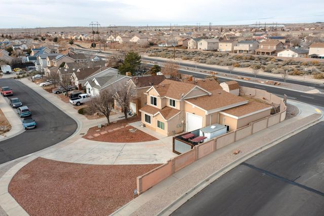 1027 Parkland View Drive NW, Albuquerque, NM 87120