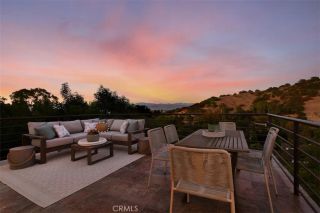 15059 Rayneta Drive, Sherman Oaks, CA 91403