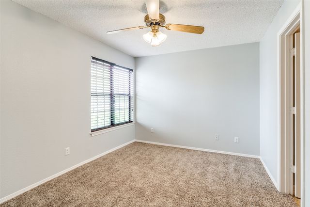 5757 E University Boulevard 22T, Dallas, TX 75206