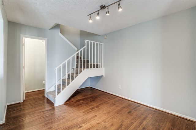 5757 E University Boulevard 22T, Dallas, TX 75206