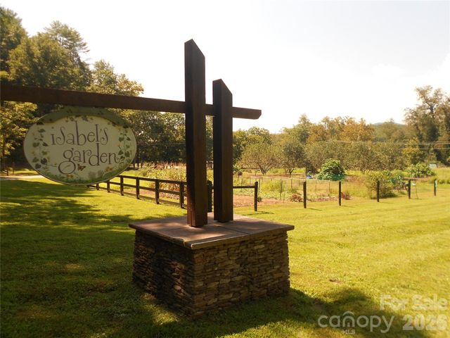 0000 Johns Ridge Parkway, Lenoir, NC 28645