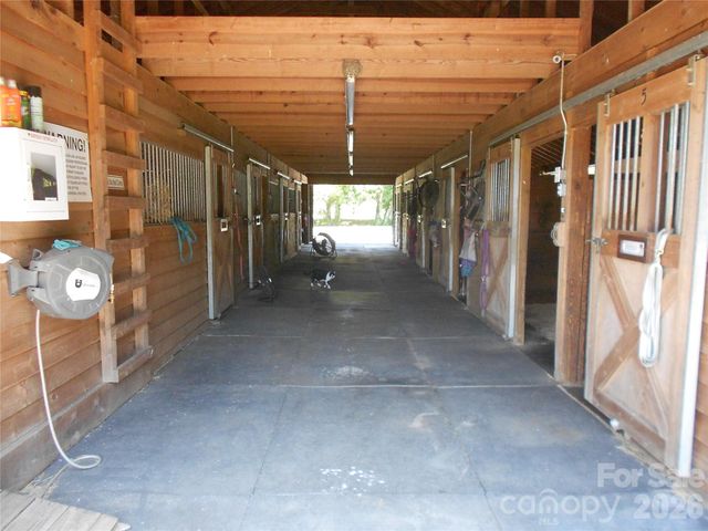 0000 Johns Ridge Parkway, Lenoir, NC 28645