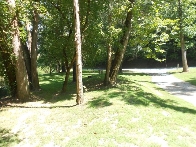 0000 Johns Ridge Parkway, Lenoir, NC 28645