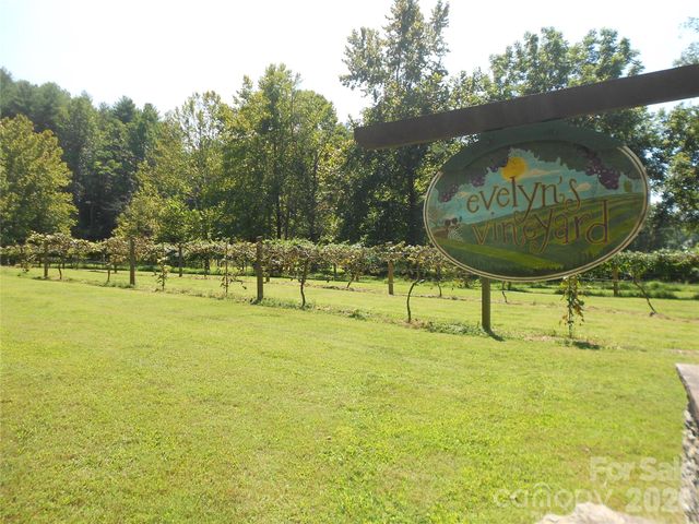0000 Johns Ridge Parkway, Lenoir, NC 28645