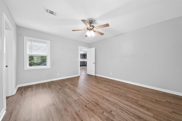 1301 S Dixon Drive, Columbus, GA 31906