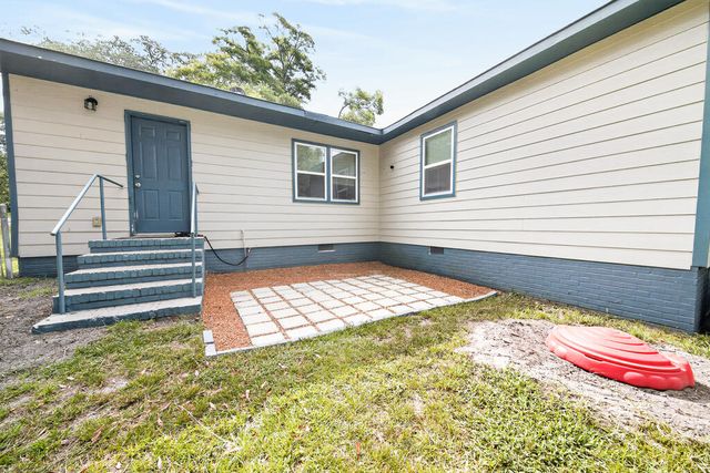 1301 S Dixon Drive, Columbus, GA 31906