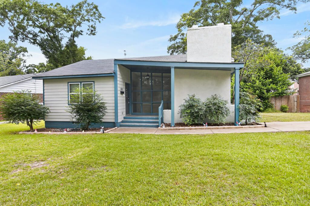 1301 S Dixon Drive, Columbus, GA 31906