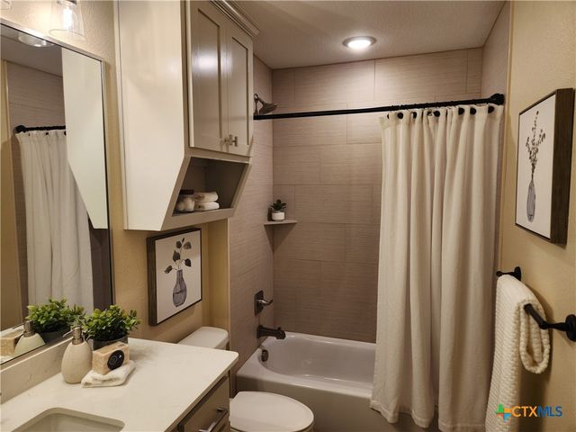 3172 Fish Pond Drive, Copperas Cove, TX 76522