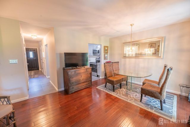 13 Mine Road, Jamesburg, NJ 08831