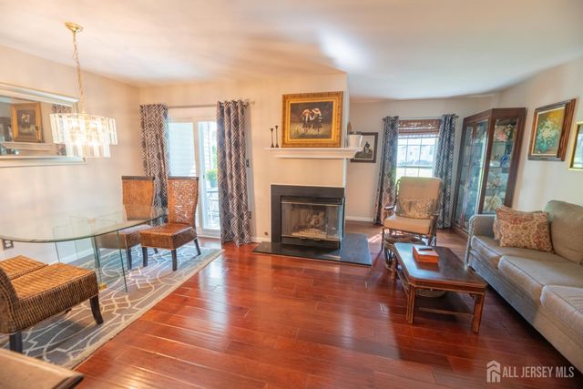 13 Mine Road, Jamesburg, NJ 08831