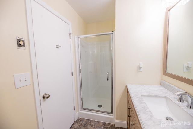 13 Mine Road, Jamesburg, NJ 08831