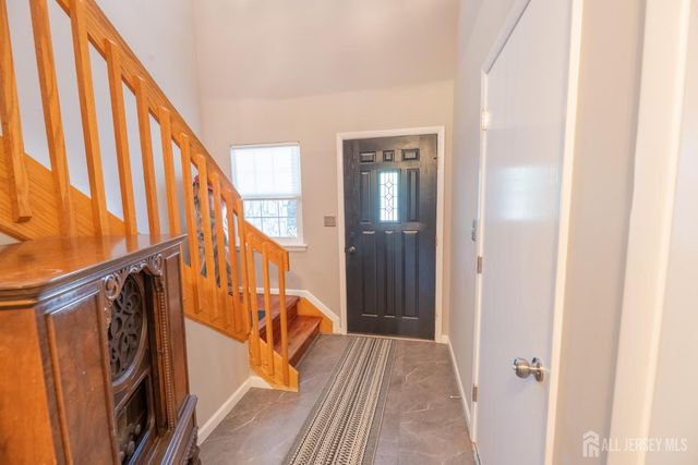13 Mine Road, Jamesburg, NJ 08831