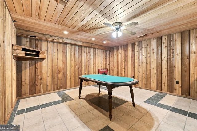 210 Crabapple Lane, Powder Springs, GA 30127