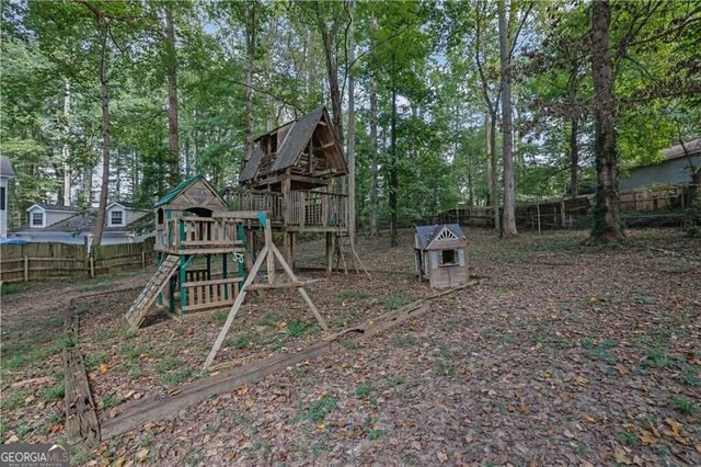 210 Crabapple Lane, Powder Springs, GA 30127