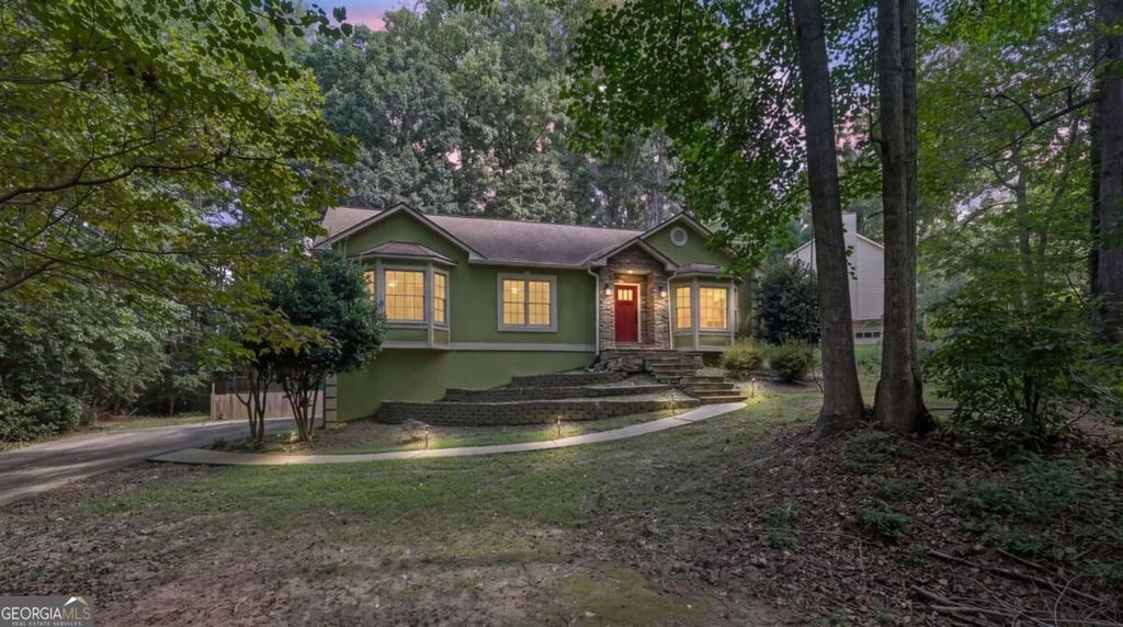 210 Crabapple Lane, Powder Springs, GA 30127