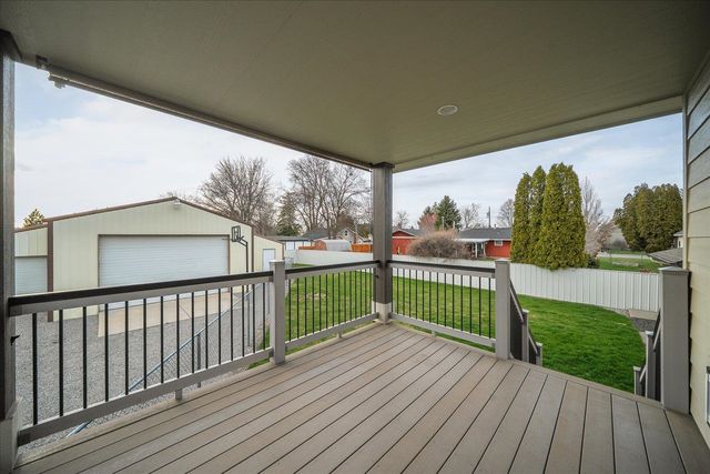 1214 S Progress Rd, Spokane Valley, WA 99037