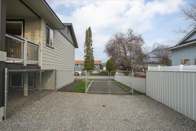 1214 S Progress Rd, Spokane Valley, WA 99037