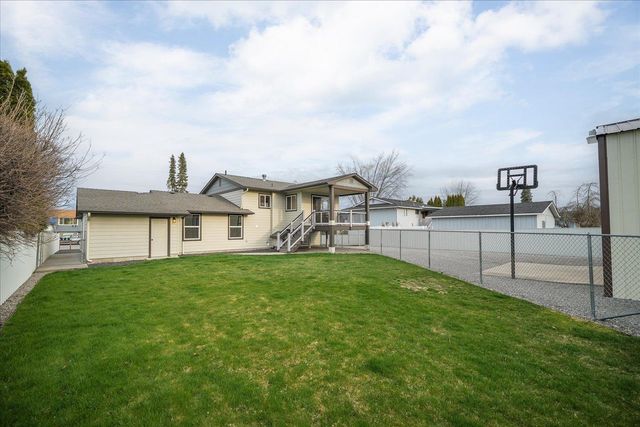 1214 S Progress Rd, Spokane Valley, WA 99037