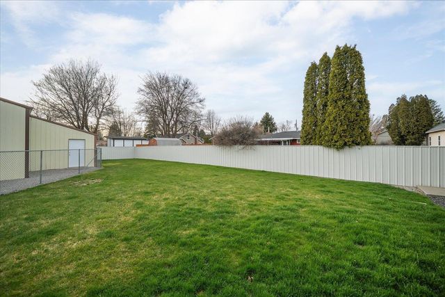 1214 S Progress Rd, Spokane Valley, WA 99037