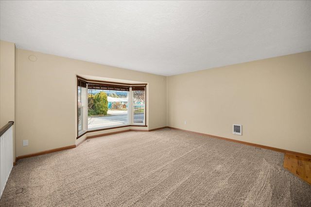 1214 S Progress Rd, Spokane Valley, WA 99037