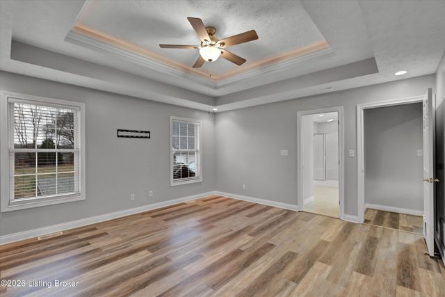 12108 Sentimental Ln, Louisville, KY 40229