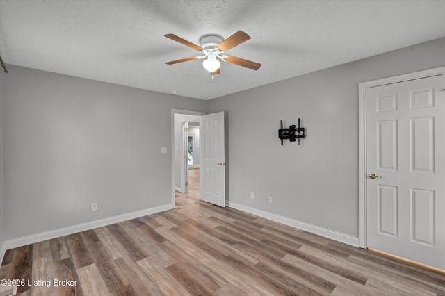 12108 Sentimental Ln, Louisville, KY 40229