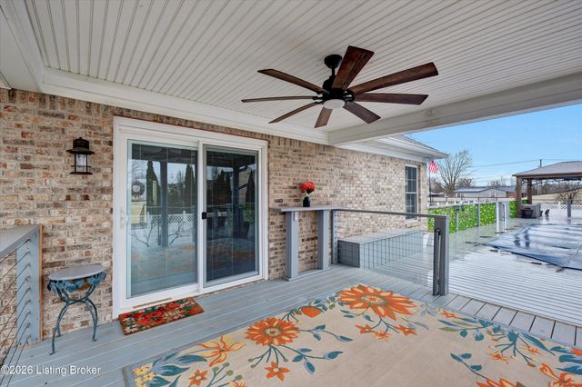 12108 Sentimental Ln, Louisville, KY 40229