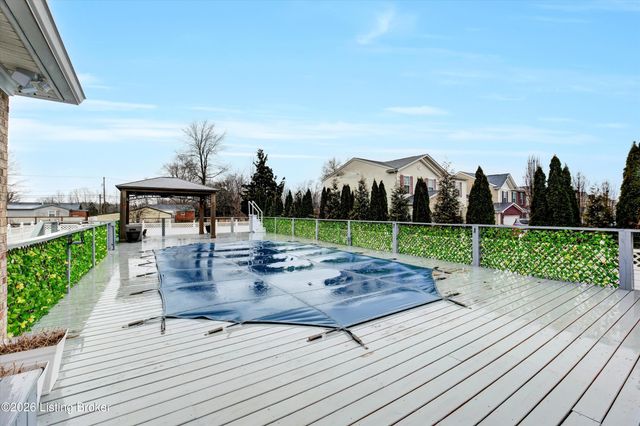 12108 Sentimental Ln, Louisville, KY 40229